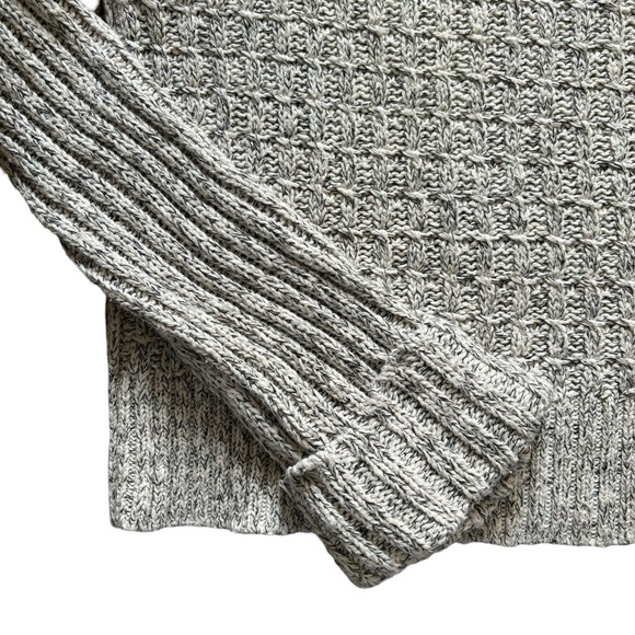 Free People sweater gray and white cotton cropped turtleneck/cowl neck medium - Picture 4 of 6